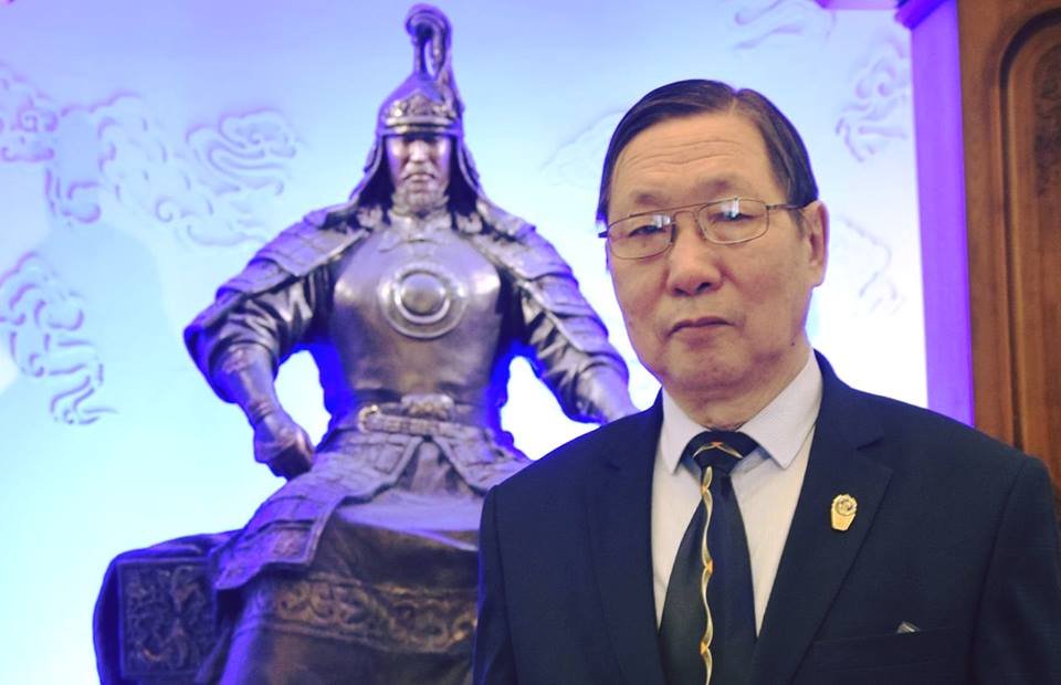 Г.Лүндэн: Чингис хаан 