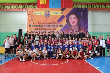 Волейболын нээлттэй тэмцээнд 350 гаруй тамирчин оролцов